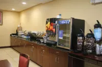 Comfort Inn & Suites Scarborough-Portland - breakfast