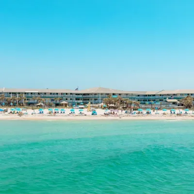 Sandpiper Beacon Beach Resort Hotels near Ron Jon Surf Shop