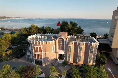 Cosmo Beach Hotel  호텔