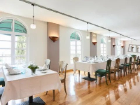 拉瓜迪亞西爾肯別墅酒店 阿拉瓦省酒店