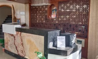 Gold Nest Rubystone Heritage