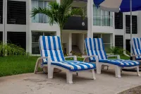 Cozy 2-Bedroom Retreat with Pool Access