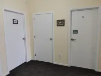 Purple Hen Country Lodge Hotels in Katikati