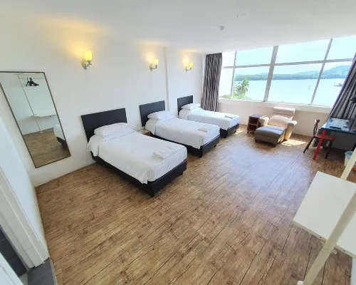 Riverine Garden Hotel Hotels in Kemaman