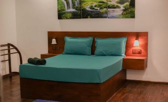 The Regent Grand Hotel