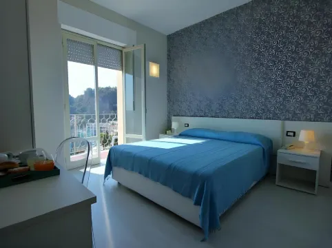 Hotel Baia Azzurra 4 stelle