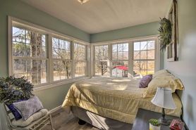 Quiet Escape w/ Hot Tub, 5 Miles to Raystown Lake!