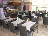 Le Grand Large Bord de Mer Hotel & Appartements Hotel a Perols