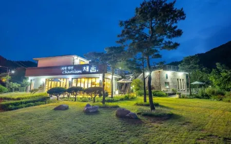 Inje Chaeum Pension Отели рядом с достопримечательностью «Baekdamsa»
