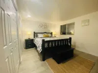 WELCOME TO LOUIE DUCK HOUSE-C! 2BR & 2BA SLEEP-5