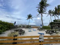 Family Paradise Beach Front, Free parking, Wifi and pool