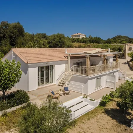 Apollonides Seafront Villa 2 Melete