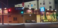 Motel 6 Los Angeles, CA - Downtown - Motels