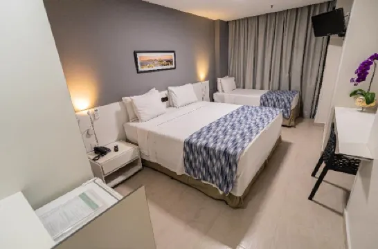 Hotel Nacional Inn Rio Copacabana Отели рядом с достопримечательностью «IAG - Business School at PUC-Rio»