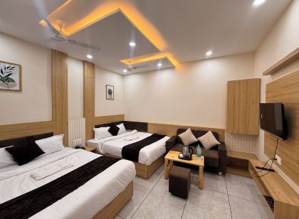 Hotel Kusum Kunj