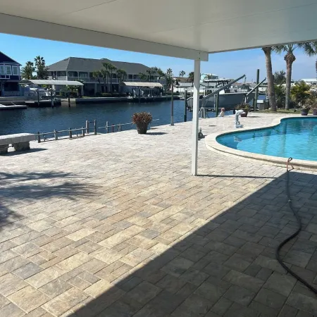 Spacious 4-bedroom house in beautiful Hernando Beach with WiFi, pool, sleeps 8