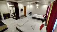 Madhu Mamata Hotel