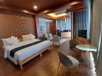Damar Langit Resort Hotels in Cisarua