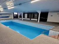 5Berth -Family Friendly -ParkingSpot -Heated Pool Gym Laundrette Cafe & Clubhouse Bar Hotels in Par