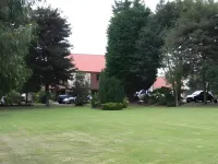 Cottage Lea's Country Hotel & Restaurant