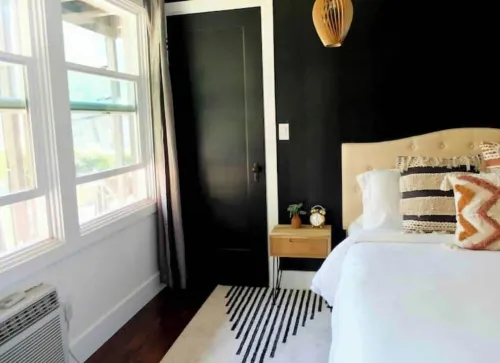 #2 - Vintage 1930’s Hotel Apt - on Downtown Strip