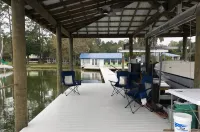 Beautiful Home on Kingsley Lake with Private Dock, 4 Kayaks