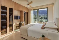 Villa Elounda Lion, 2 Pools, Hammam & Beach Access Hotels near Spinalonga