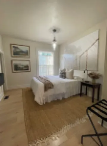 Beautiful Downtown 3bd apartment close to all the good stuff! Hotels in Alma