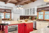 Dolcetto by AvantStay Wine Country Mansion Minutes from Vineyards