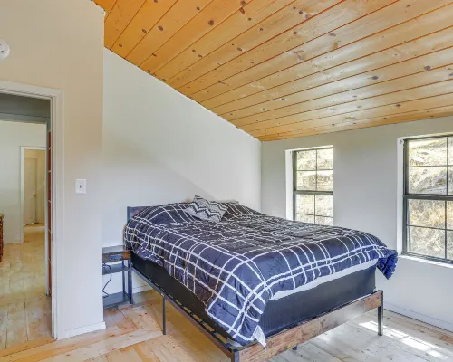 Updated Cabin in Lewiston Historical District! Hotels in Trinity County