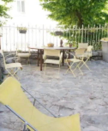 Apartment n°3 - T2 bedroom & separate bathroom Hotels in Lamalou-les-Bains