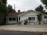 Cozy 3BR Home W/ Pool, Yard, Garage, & 80'' TV! Hotels in Van Nuys