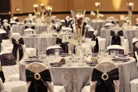 Embassy Suites by Hilton des Moines Downtown - sarapan
