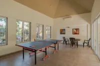 2bhk Luxurious flat Leo near Beach @Anjuna Vagator Hotels near Tantra Rock Cliff