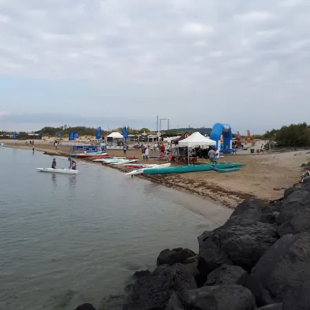 Studio cabin cap d'agde with view of old port