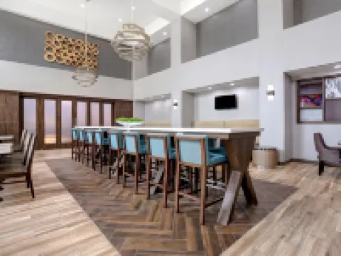 Hampton Inn & Suites Dallas-DeSoto Hotels in DeSoto