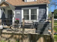 Newly remodeled Clean Spacious 5-bedroom  House with AC, WiFi,