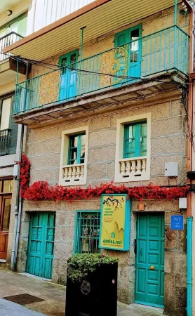 Dea Dana Studio Ponte Caldelas Отели в г. Puente Caldelas