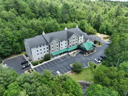 Hampton Inn & Suites Cashiers-Sapphire Valley
