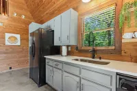 Cozy Lakeview Retreat in Tuscaloosa - 2 bedrooms
