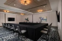 DoubleTree by Hilton Battle Creek - Pet friendly