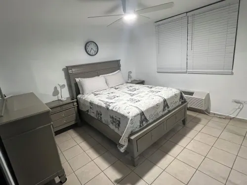 3-bedroom cozy apartment in Ceiba, WIFI, TV, AC, laundry close to Vieques ferry. Hotels in Machos