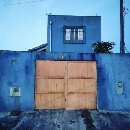 Aluguel Temporada Casa Azul Mongaguá SP Litoral Отели в г. Монгагуа