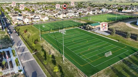 Tanner Peak: Wellness • Business • Entertainment