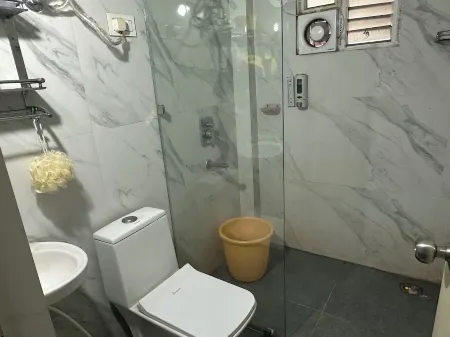 Jasmine Beach Stay 2BHK apartment on Beach Road in brilliant Vizag w/WiFi + 3xAC