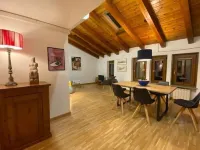 Comfortable apartment in the heart of Aosta โรงแรมในอาออสตา
