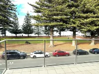 Romantic Getaway for two in the hub of Victor Harbor