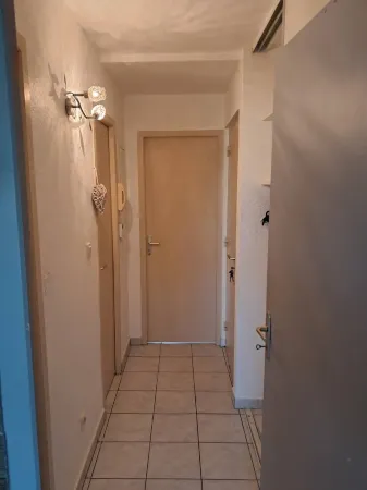 Beautiful bright apartment on the seafront Отели в г. Пор-ла-Нувель