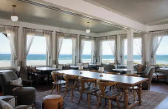 Sylvia Beach Hotel