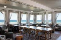 Sylvia Beach Hotel